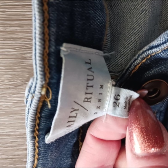 Daily Ritual jeans 26 - Picture 2 of 3